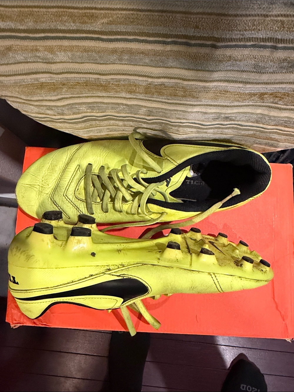 Nike mens Soccer Cleats Neon Yellow and Black